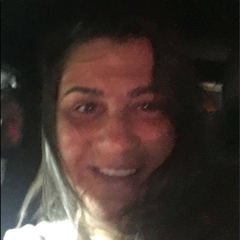 Meet your Posher, Rebecca